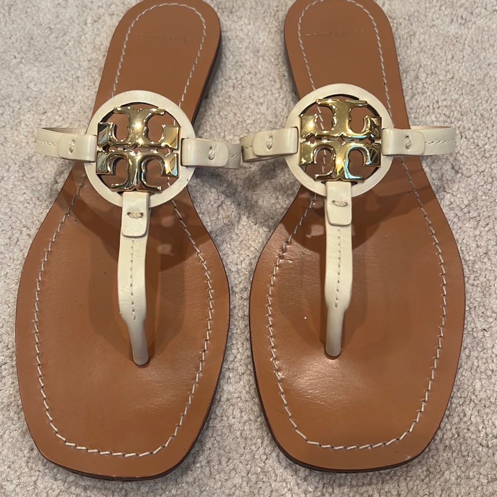 Tory Burch Mini Miller leather Logo sandal size 9